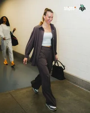 Sabrina Ionescu OnlyFans Leaked Free Thumbnail Picture - #qC7TLDFng6