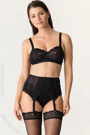 Sabrina Laporte OnlyFans Leaked Free Thumbnail Picture - #UsfSIOEfaw