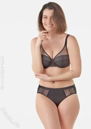 Sabrina Laporte OnlyFans Leaked Free Thumbnail Picture - #eHi0UQMAAE