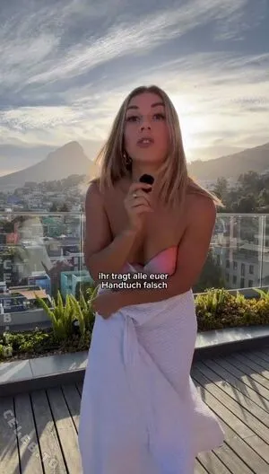 Sabrina Nickel OnlyFans Leaked Free Thumbnail Picture - #plGJweq1qq