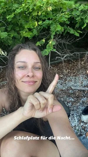 Sabrina Outdoor OnlyFans Leaked Free Thumbnail Picture - #3APgOvsQxo