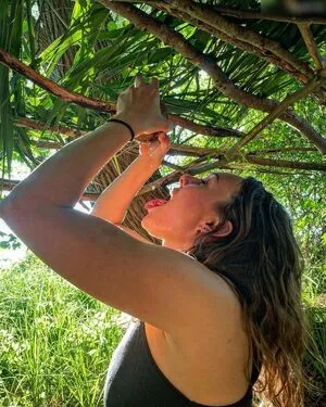 Sabrina Outdoor OnlyFans Leaked Free Thumbnail Picture - #d0N1vcy0nW