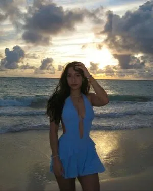 Sabrina Pezeshkian OnlyFans Leaked Free Thumbnail Picture - #33Pn2JDEzq