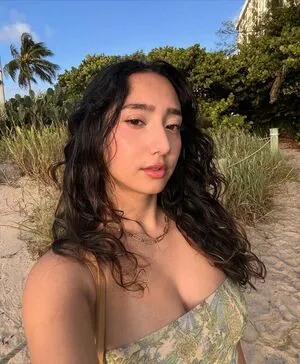 Sabrina Pezeshkian OnlyFans Leaked Free Thumbnail Picture - #4Hwz4HA2WO