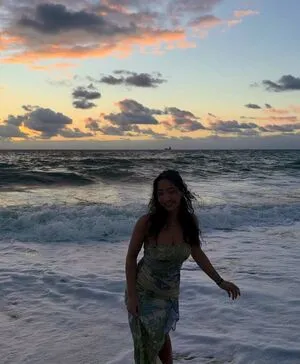 Sabrina Pezeshkian OnlyFans Leaked Free Thumbnail Picture - #iQfJhtDyr4