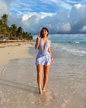 Sabrina Pezeshkian OnlyFans Leaked Free Thumbnail Picture - #lo3eOOI2N5