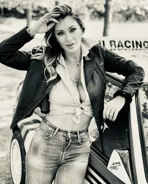 Sabrina Salerno OnlyFans Leaked Free Thumbnail Picture - #Cuc8HsrKNj