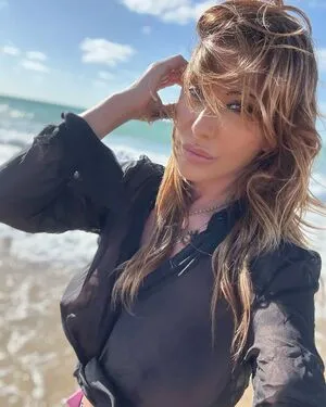 Sabrina Salerno OnlyFans Leaked Free Thumbnail Picture - #EG1kercnbc