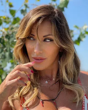 Sabrina Salerno OnlyFans Leaked Free Thumbnail Picture - #HUSAuGR3r8