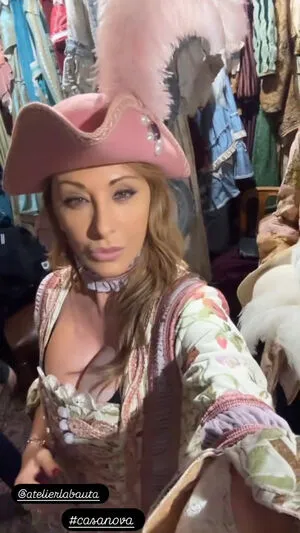 Sabrina Salerno OnlyFans Leaked Free Thumbnail Picture - #Le0HW3YtJU
