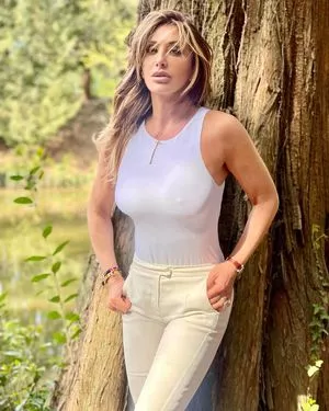 Sabrina Salerno OnlyFans Leaked Free Thumbnail Picture - #VUHR4ckHIV