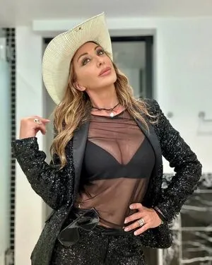 Sabrina Salerno OnlyFans Leaked Free Thumbnail Picture - #cwdtj3YSt0