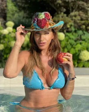 Sabrina Salerno OnlyFans Leaked Free Thumbnail Picture - #euNYNfhlQ9