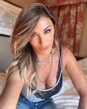 Sabrina Salerno OnlyFans Leaked Free Thumbnail Picture - #gJ08xhHGry
