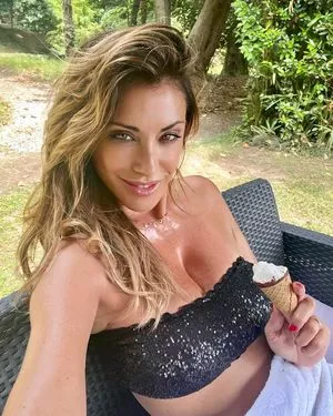 Sabrina Salerno OnlyFans Leaked Free Thumbnail Picture - #sinjbWwRx8
