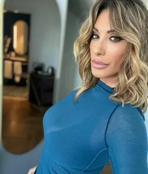 Sabrina Salerno OnlyFans Leaked Free Thumbnail Picture - #vcKbada4I3