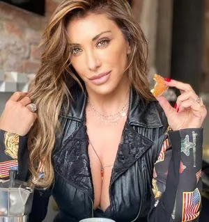 Sabrina Salerno OnlyFans Leaked Free Thumbnail Picture - #wLZwqvumtP