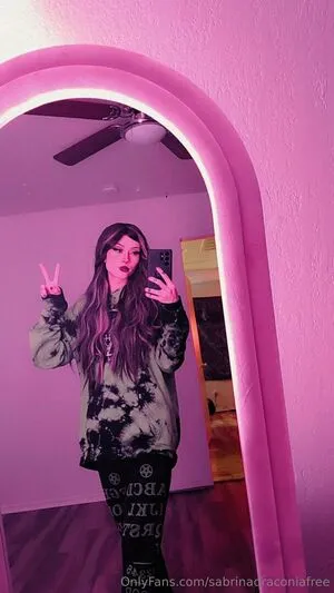 Sabrinadraconiafree OnlyFans Leaked Free Thumbnail Picture - #8uOek1xrnR