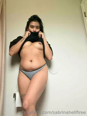 Sabrinahellfiree OnlyFans Leaked Free Thumbnail Picture - #ohwdrk0X3f