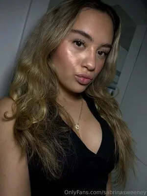 Sabrinasweeney OnlyFans Leaked Free Thumbnail Picture - #K5f9zdlBik