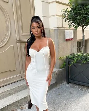 Sabrine Khan OnlyFans Leaked Free Thumbnail Picture - #7qfl3qUviQ