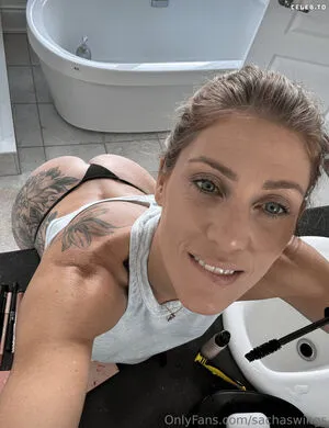 Sachaswings OnlyFans Leaked Free Thumbnail Picture - #p8pNTyeb1Z