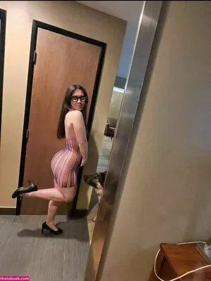 Sadi The Blind Lady OnlyFans Leaked Free Thumbnail Picture - #tGm2ahz3M1