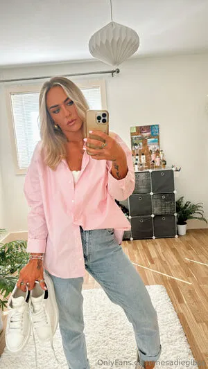 Sadie Gibbs OnlyFans Leaked Free Thumbnail Picture - #eDmqRNkjrd
