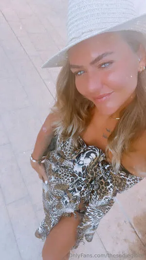 Sadie Gibbs OnlyFans Leaked Free Thumbnail Picture - #gsM76tq6J0
