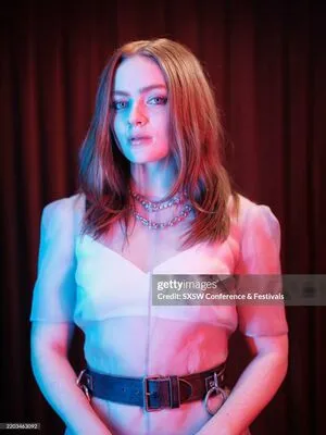 Sadie Sink OnlyFans Leaked Free Thumbnail Picture - #2DqqEkDG31