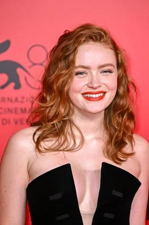 Sadie Sink OnlyFans Leaked Free Thumbnail Picture - #CJ2fbFWGwa