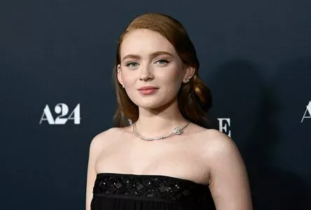 Sadie Sink OnlyFans Leaked Free Thumbnail Picture - #b0yW4yuatE