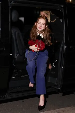 Sadie Sink OnlyFans Leaked Free Thumbnail Picture - #eF7ByLddcy