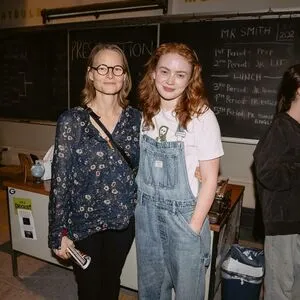 Sadie Sink OnlyFans Leaked Free Thumbnail Picture - #xdV4z2HywX