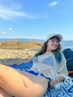 Sadsillyfree OnlyFans Leaked Free Thumbnail Picture - #P1reYxcLCv