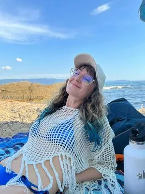 Sadsillyfree OnlyFans Leaked Free Thumbnail Picture - #UGGOcA5r4p