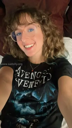 Sadsillyfree OnlyFans Leaked Free Thumbnail Picture - #jWevk0MTC5