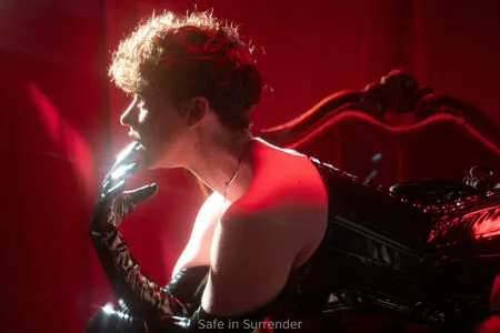 Safeinsurrender OnlyFans Leaked Free Thumbnail Picture - #KN9XIfCFuz