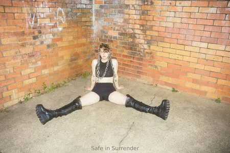 Safeinsurrender OnlyFans Leaked Free Thumbnail Picture - #Sq68kXkYBN