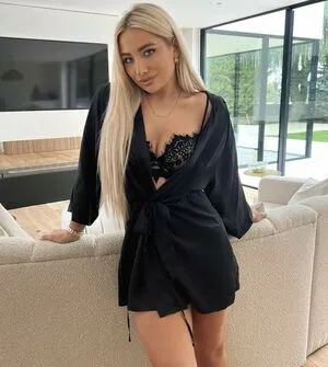 Saffron Barker OnlyFans Leaked Free Thumbnail Picture - #2jEoesmtkA
