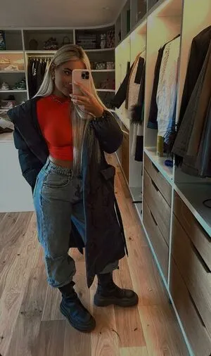 Saffron Barker OnlyFans Leaked Free Thumbnail Picture - #RkvikVkldR