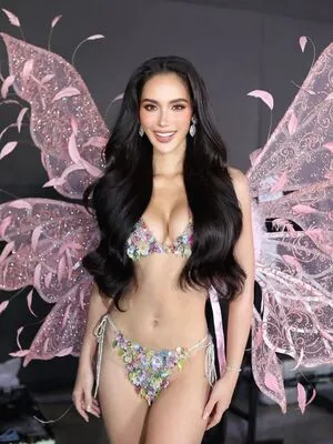 Saffron Maya Snook OnlyFans Leaked Free Thumbnail Picture - #Yrp0Ci7eK4