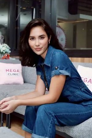 Saffron Maya Snook OnlyFans Leaked Free Thumbnail Picture - #i9X9OIDR83
