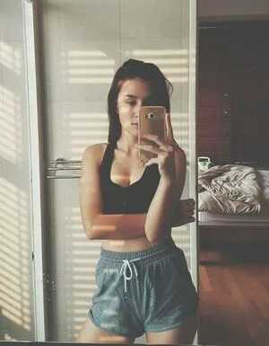 Saffron Sharpe OnlyFans Leaked Free Thumbnail Picture - #67YKed8Hci
