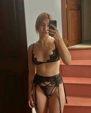 Saffron Sharpe OnlyFans Leaked Free Thumbnail Picture - #8bY3MOmPRw