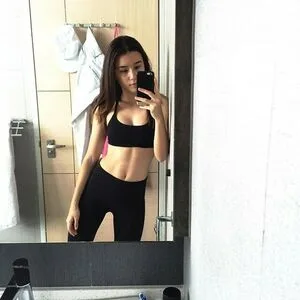 Saffron Sharpe OnlyFans Leaked Free Thumbnail Picture - #LNHayDkUtt