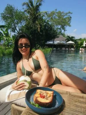 Saffron Sharpe OnlyFans Leaked Free Thumbnail Picture - #PyH5tCiwV4