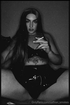 Saffron Smokes OnlyFans Leaked Free Thumbnail Picture - #xAMyJ7Iawq