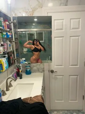 Safiyaswrld OnlyFans Leaked Free Thumbnail Picture - #hykD9iwDts