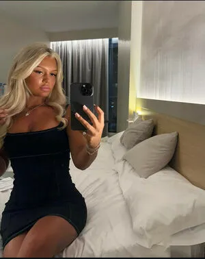 Saga Stq OnlyFans Leaked Free Thumbnail Picture - #QDoBAUklKD